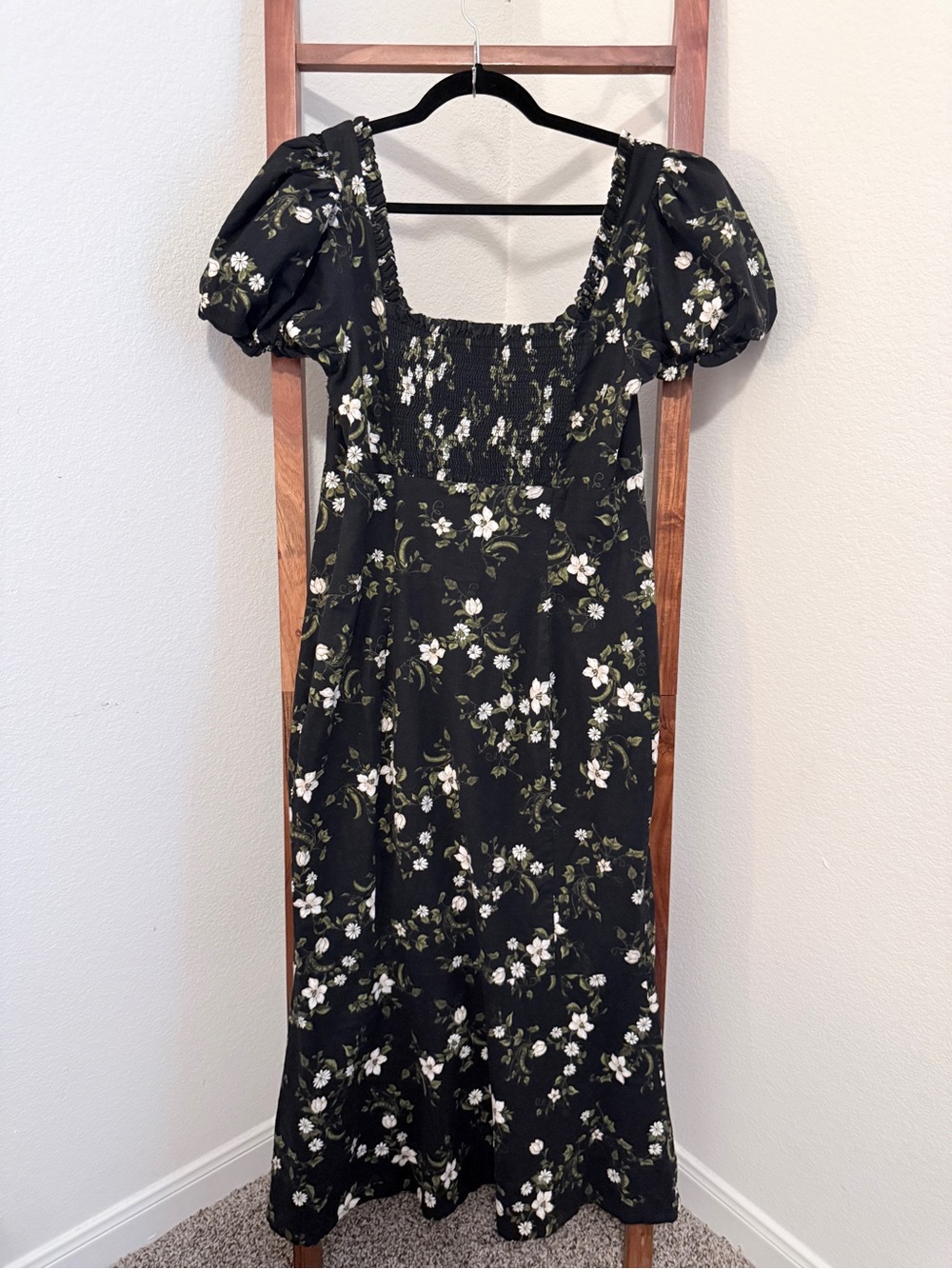 Maeve Black Floral Puff-Sleeve Midi Dress with White & Green Print - Picture 5 of 9